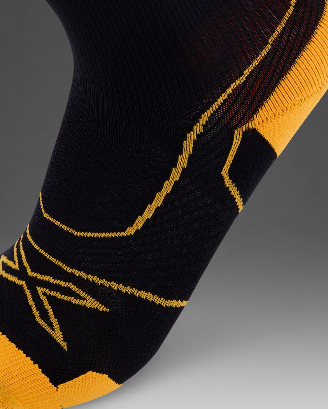 2XU Cushion Crew Sock - Image 10
