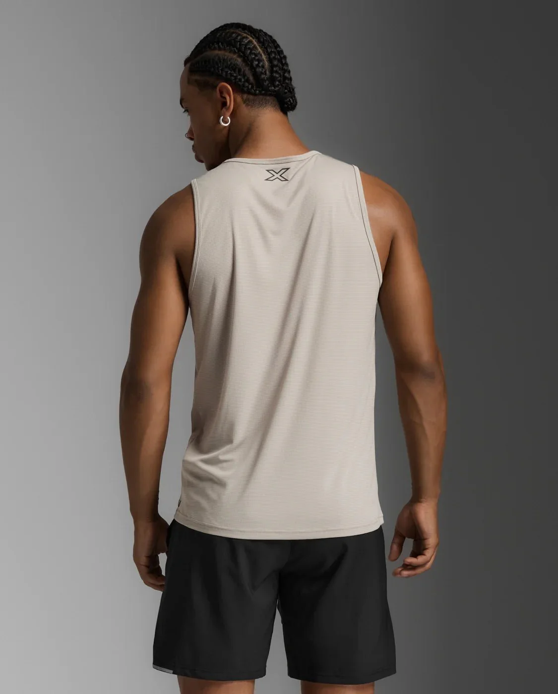 2XU Men's Aero Tank - Image 11