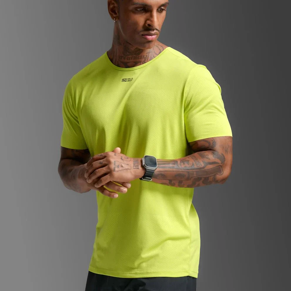 2XU Men's Light Speed Tech Tee - Image 3