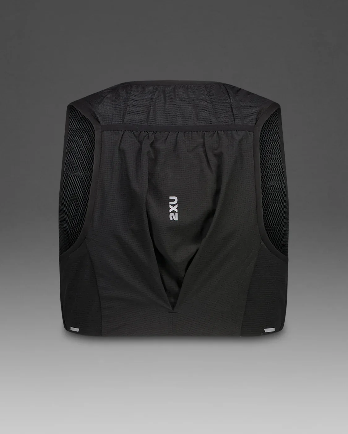2XU Run Hydration Vest Pack - Premium Running Hydration System - Image 4