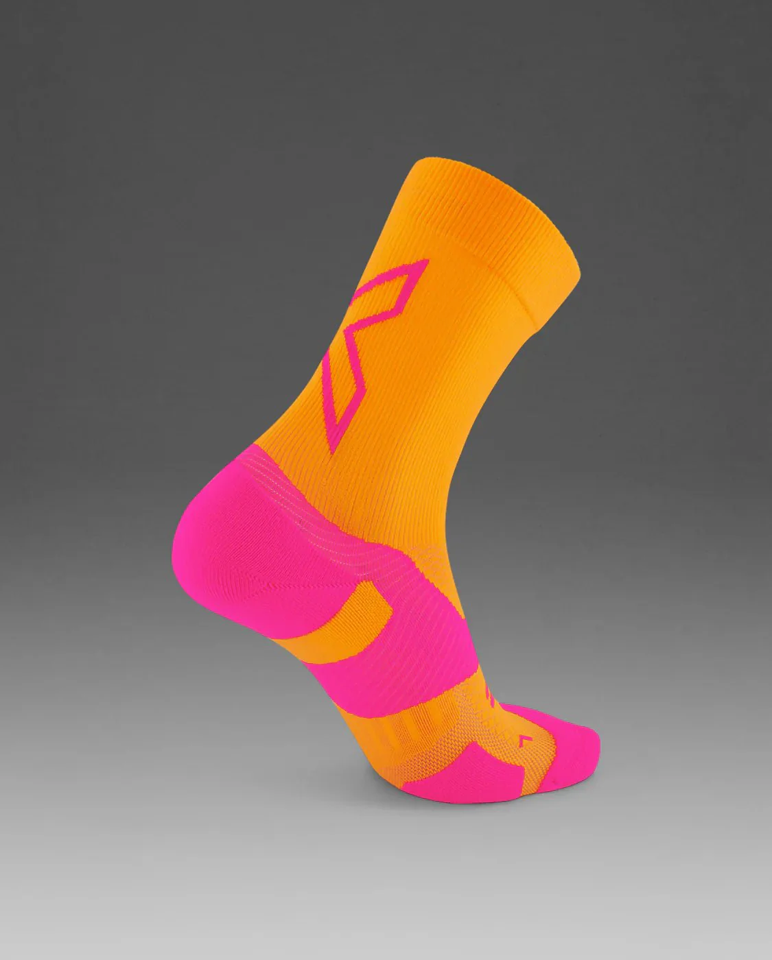2XU Vectr Light Cushion Crew Socks - Image 5