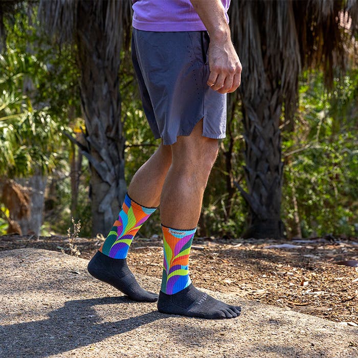 Injinji Spectrum Trail Midweight Crew - Image 15