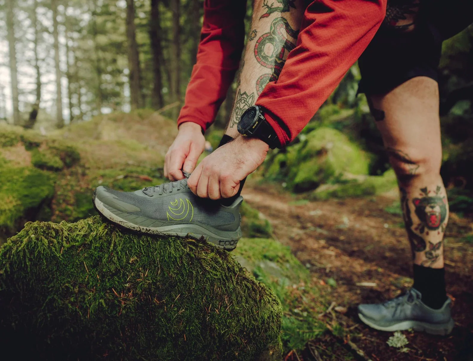 Topo Athletic Men's Mountain Racer 4 - Image 18