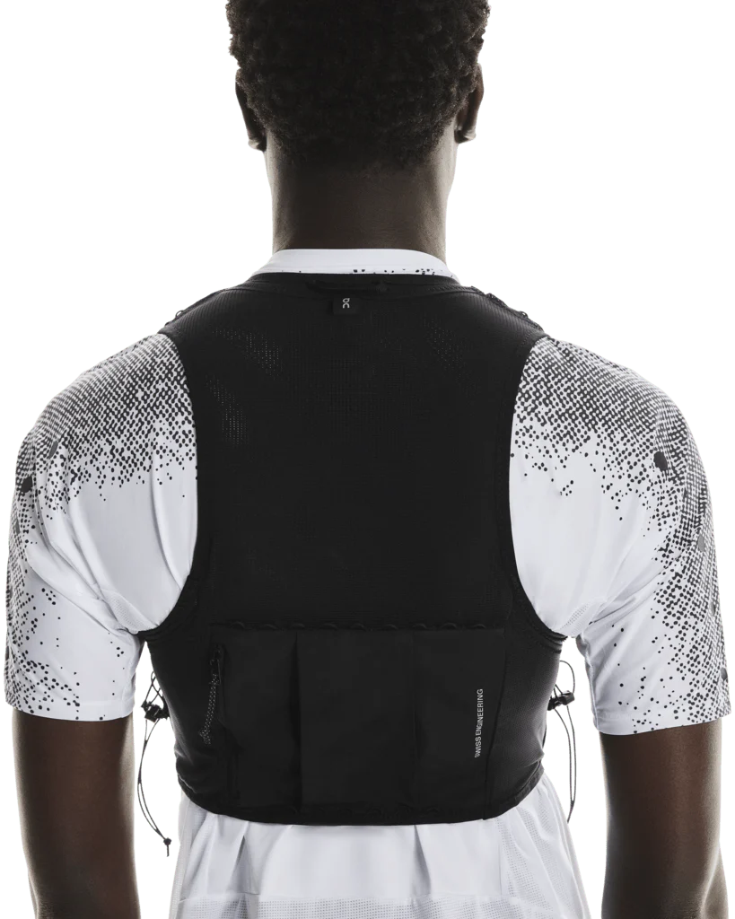 Unisex On Running Ultra Vest Pro Black - Image 3